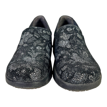 Dansko Women’s Black Floral Winona Slip Resistant Slip On Clogs - 39/US 8.5