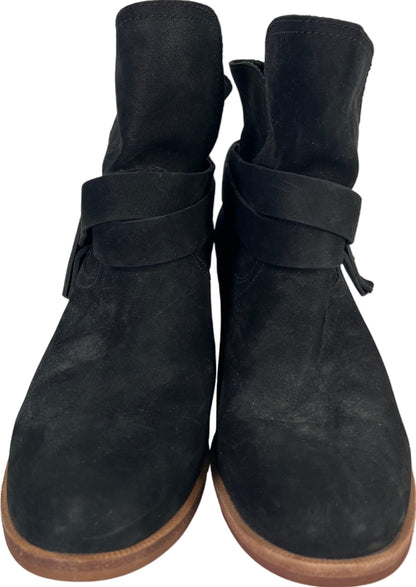 UGG Women’s Black Elora Pull On Suede Ankle Boots - 8