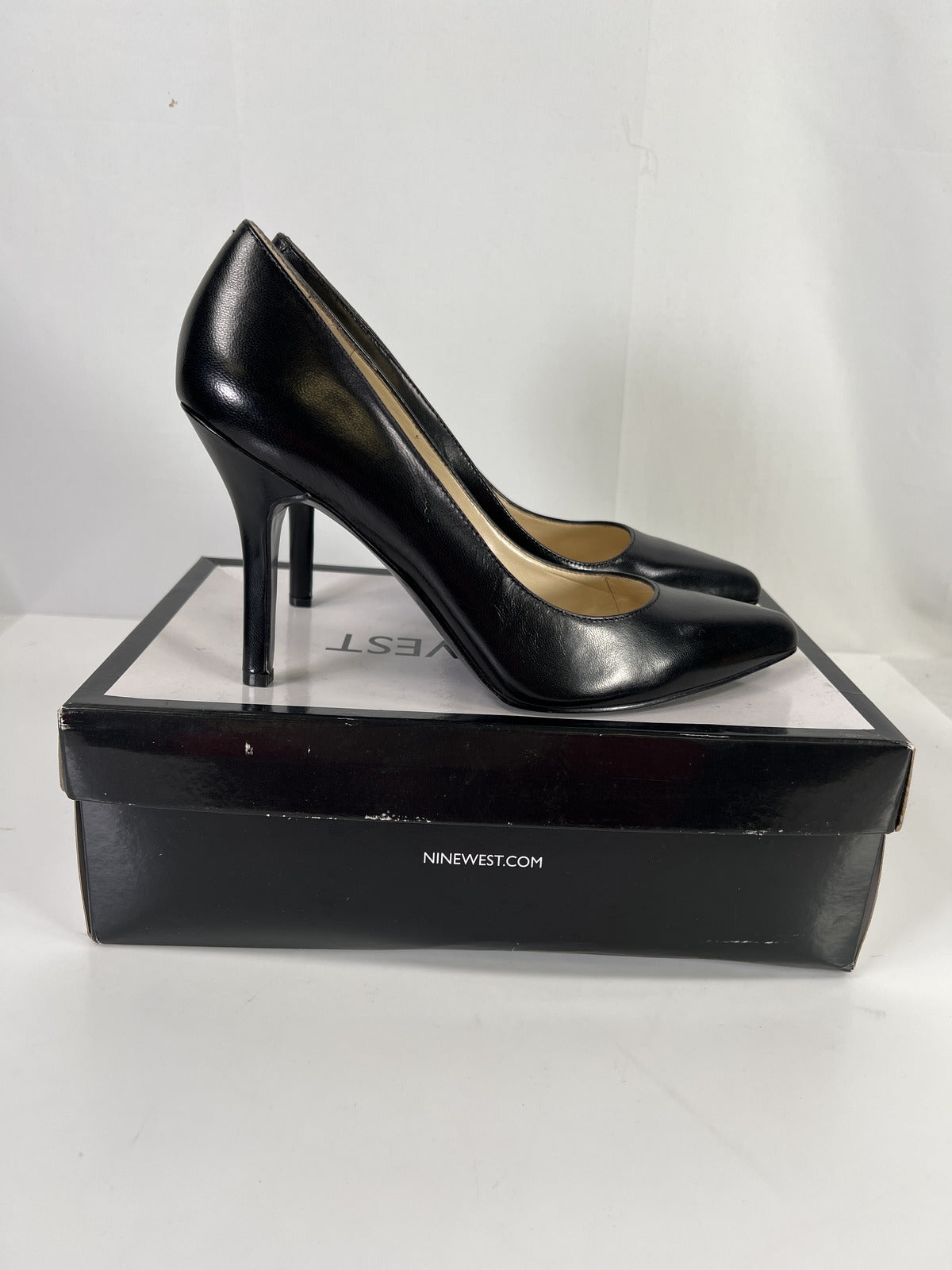 NEW Nine West Women’s Black Leather Shimmer Pump Heels - 8.5