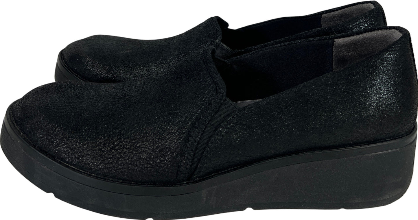 Bzees Women’s Black Free Spirit Slip On Comfort Loafers - 11