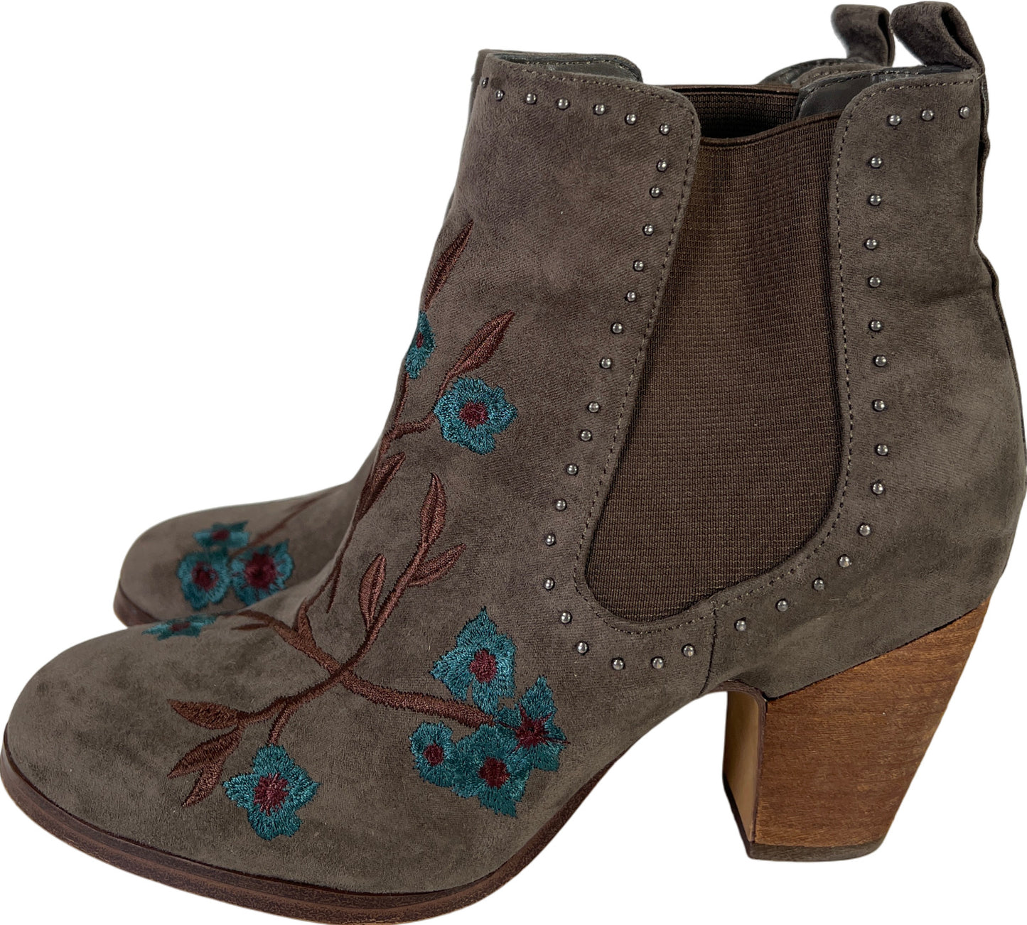 Crown Vintage Women’s Gray Embroidered Floral Pull On Heeled Booties - 8