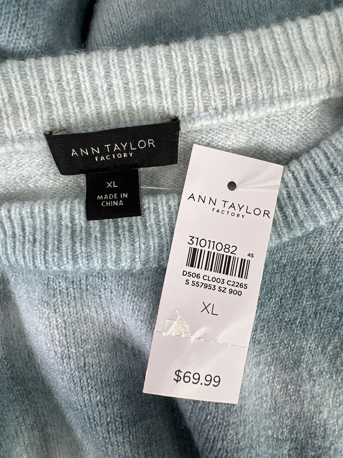 NEW Ann Taylor Women’s Blue Long Sleeve Crewneck Sweater - XL