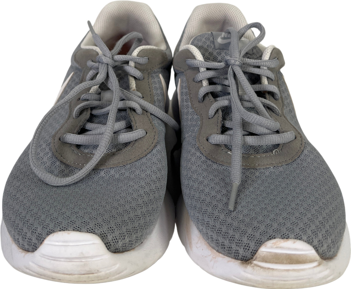 Nike Women’s Gray Tanjun Lace Up Athletic Running Shoes - 9