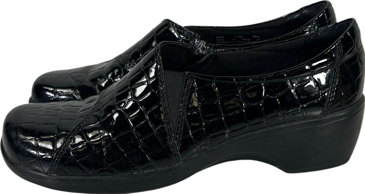 Clarks Women’s Black Faux Leather Croc May Orchid Clogs Shoes - 7.5 M