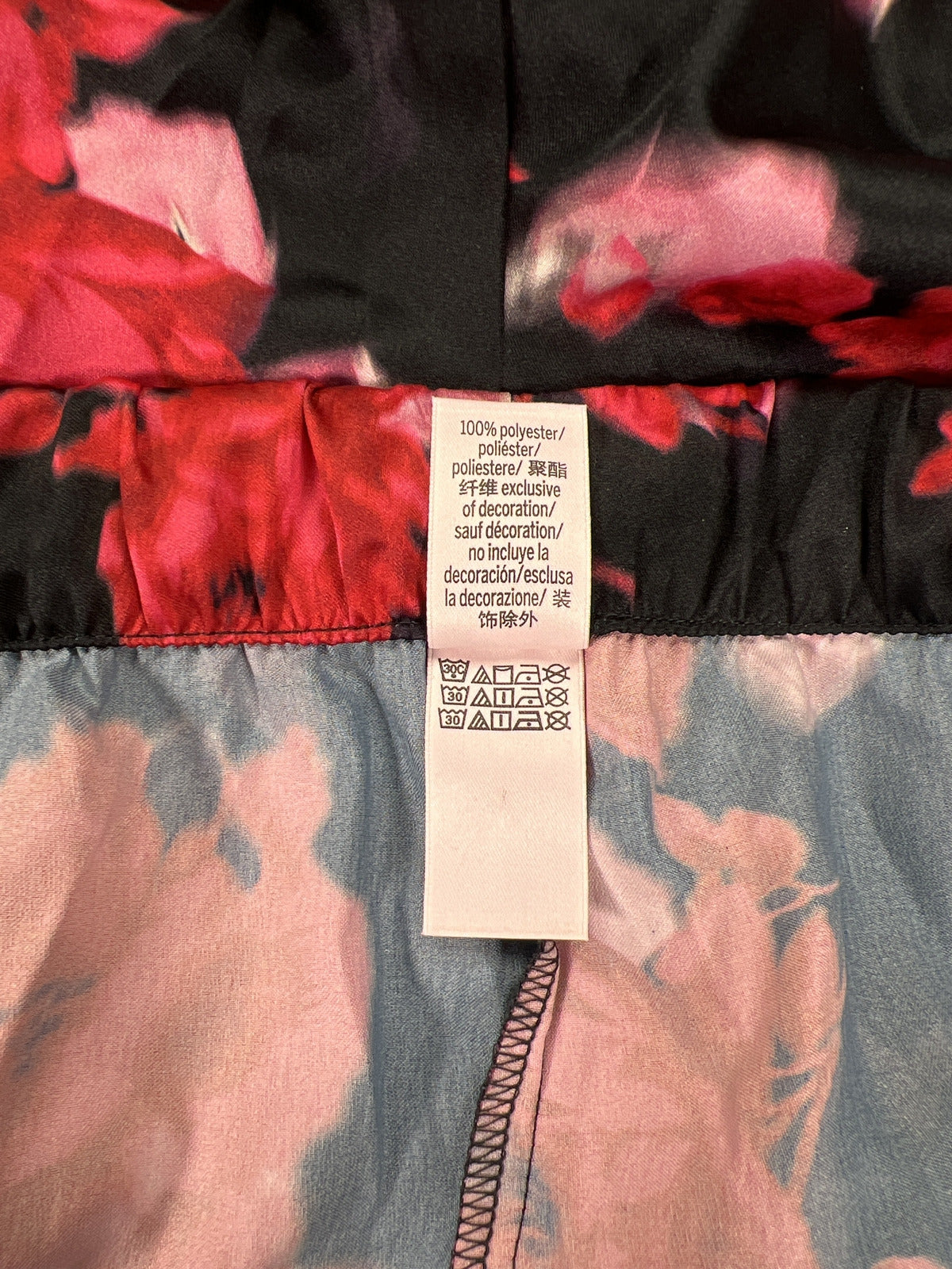 Victoria’s Secret Women’s Black/Red Floral Button Up Pajama Set - L