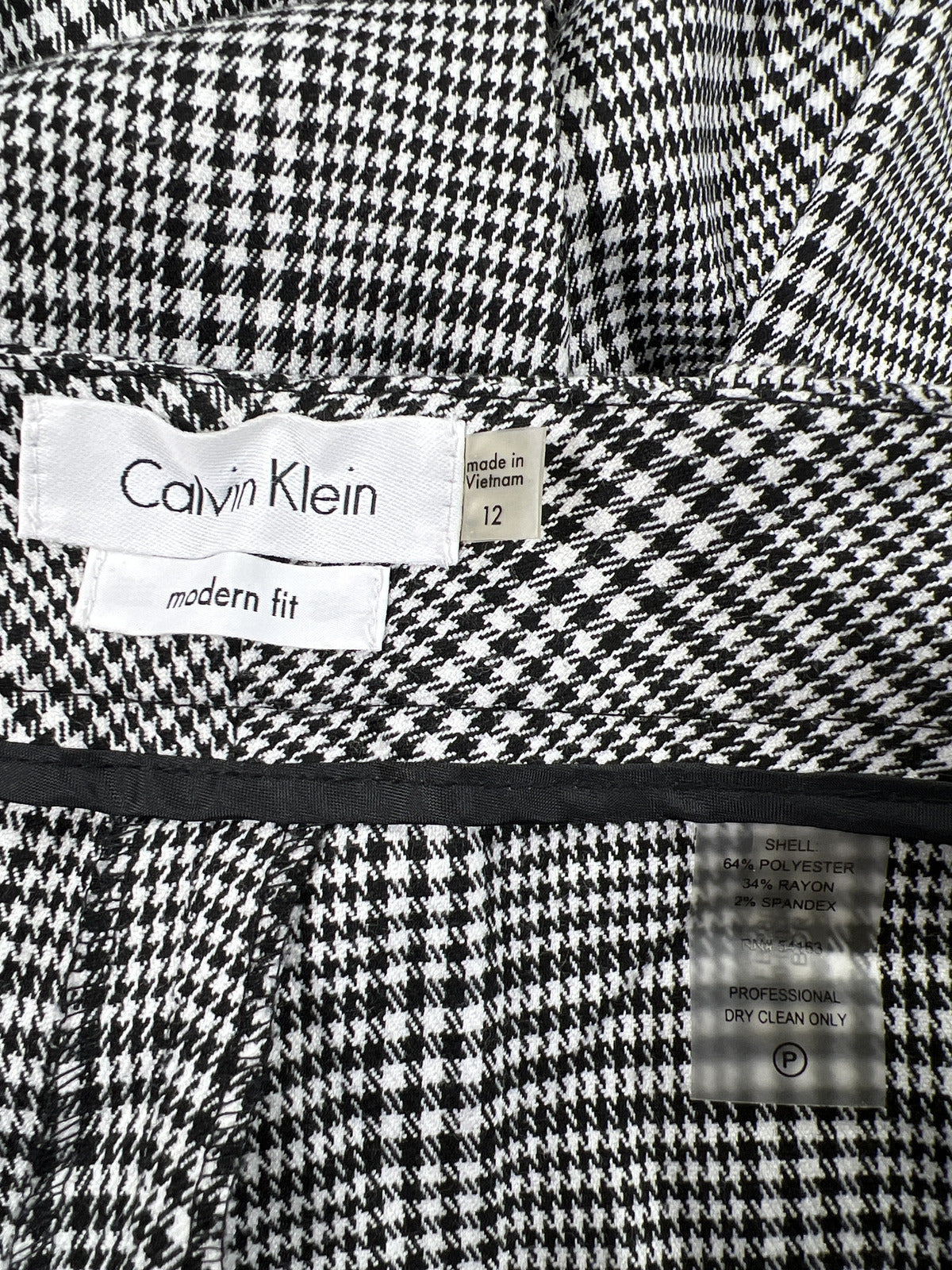 Calvin Klein Women’s Black/White Houndstooth Modern Fit Dress Pants - 12