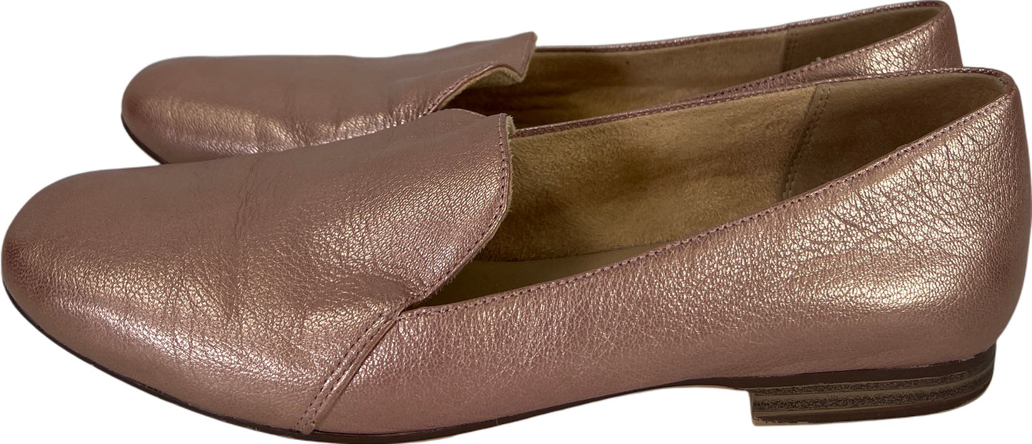 Naturalizer Women’s Pink Metallic Leather Emiline Flat Loafers - 7