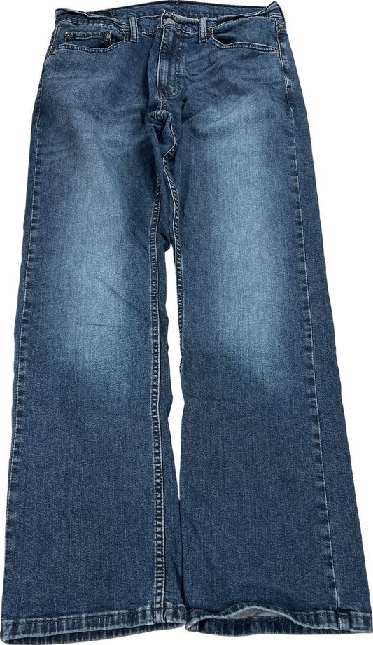 Levi’s Men’s Medium Wash 559 Relaxed Fit Straight Denim Jeans - 33x32