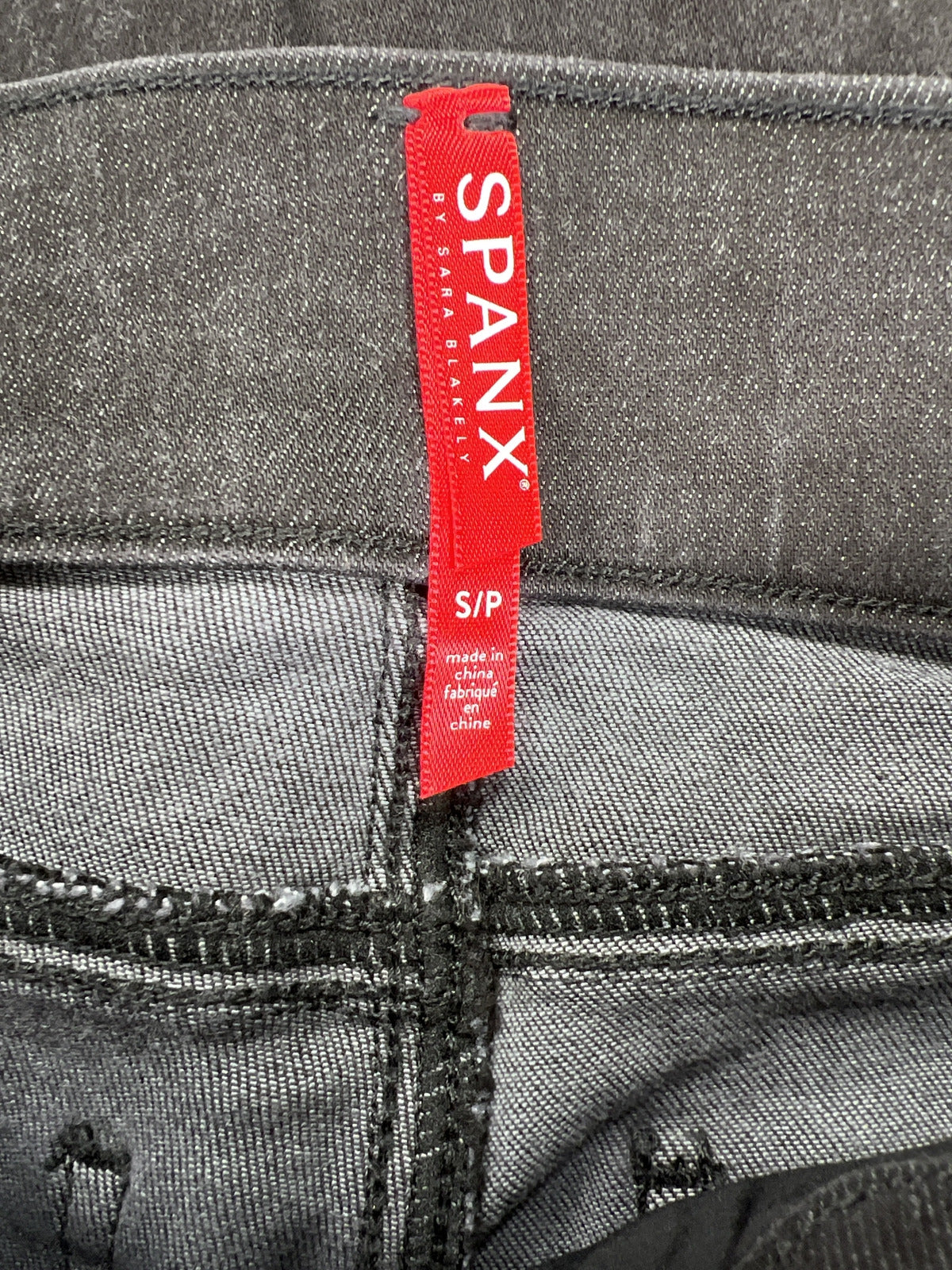 Spanx Women’s Black Distressed Ankle Skinny Stretch Jeans - S