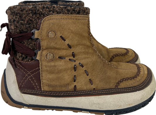 Merrell Women’s Puffin Mid Tank Suede Boots - 10