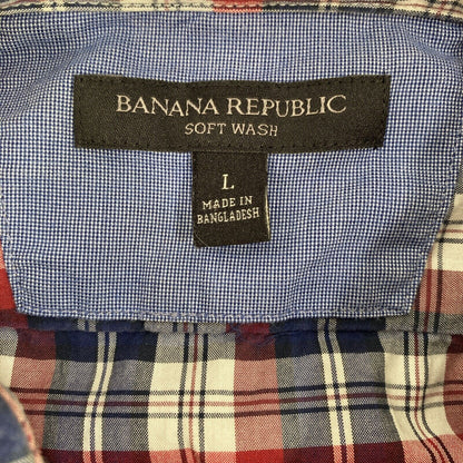 Banana Republic Men's Red Plaid Soft Wash Button Up Shirt - L