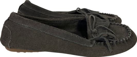 Minnetonka Women’s Gray Suede Fringe Slip On Moccasin Slippers - 8.5