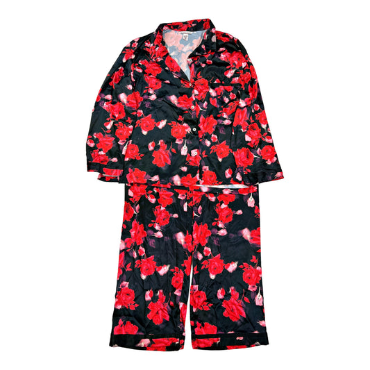 Victoria’s Secret Women’s Black/Red Floral Button Up Pajama Set - L