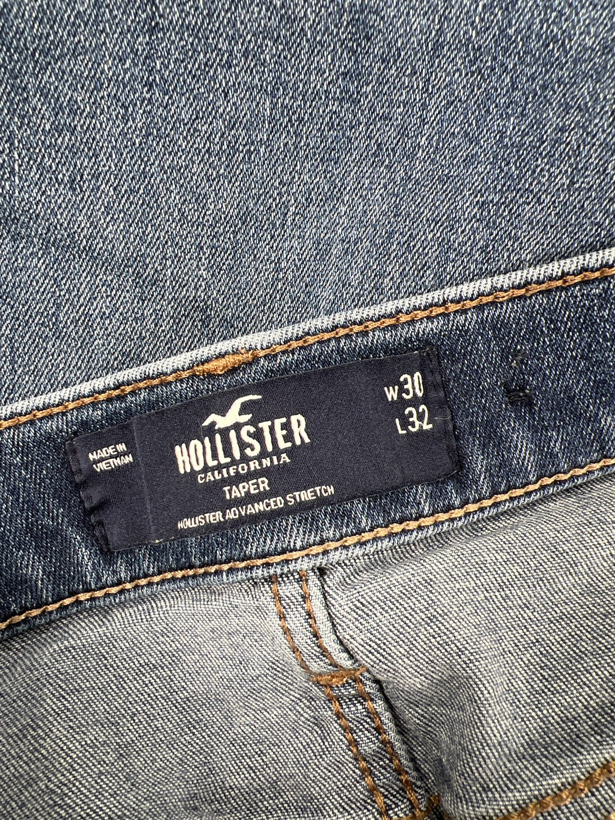 Hollister Men’s Distressed Tapered Stretch Denim Jeans - 30x32