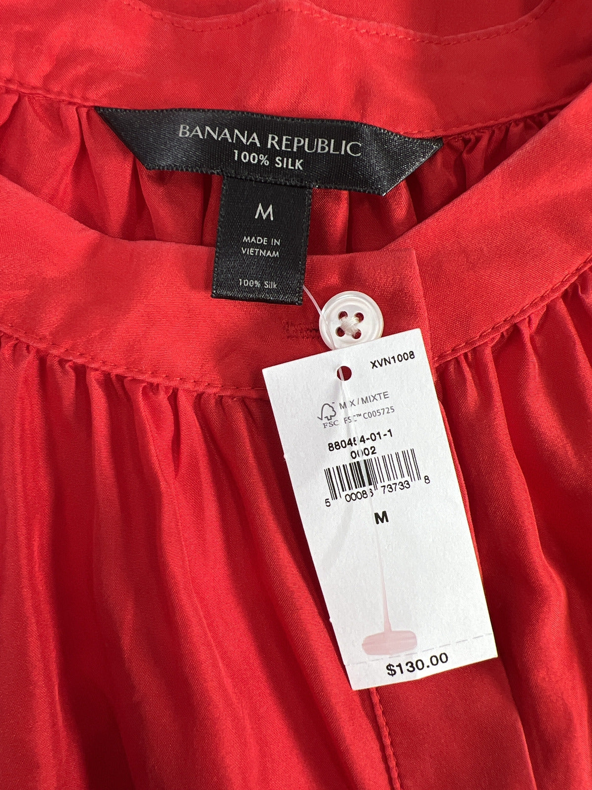 NEW Banana Republic Women’s Red Silk Button Up Sleeveless Blouse - M