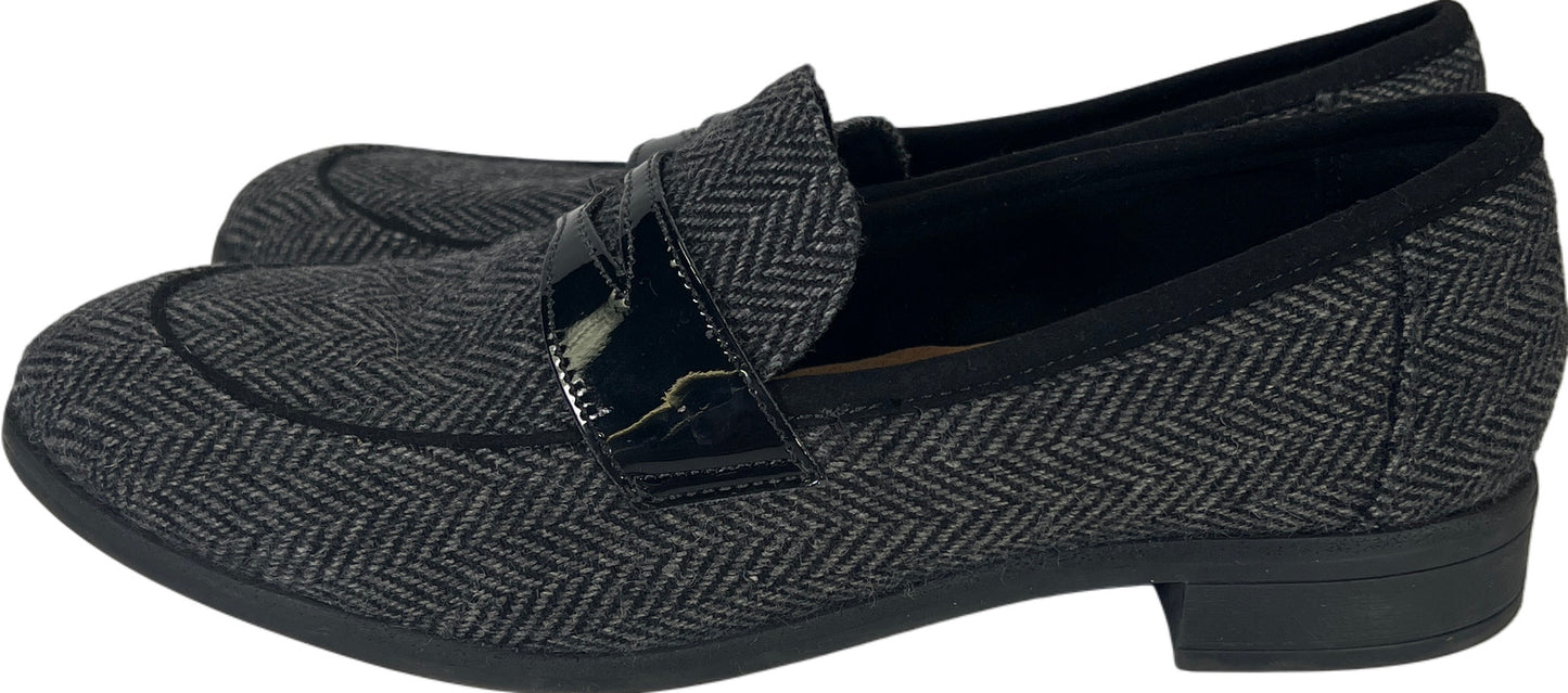 Clarks Collection Women’s Black/Gray Soft Cushion Loafers - 8