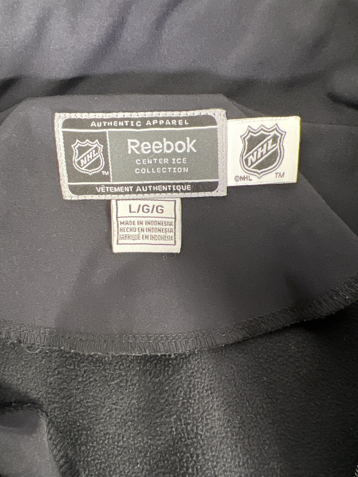 Reebok NHL Men’s Black/Red Detroit Red Wings Softshell Fleece Lined Jacket - L