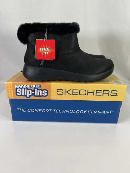 NEW Skechers Women’s Black On The Go Joy Cozy Dream Boots - 8.5 Wide