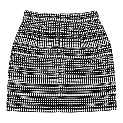 NEW Chelsea and Theodore Women’s Black/White A-Line Skirt - 6