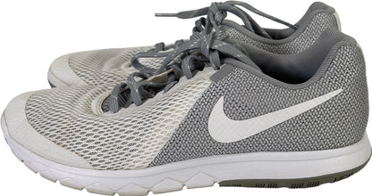 Nike Women’s Gray/White Flex Experience RN 5 Lace Up Athletic Sneakers - 8.5